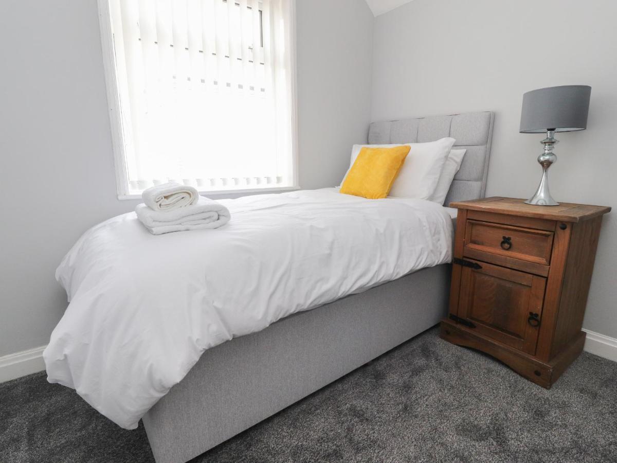 23 Ryden Avenue Villa Cleveleys Kültér fotó